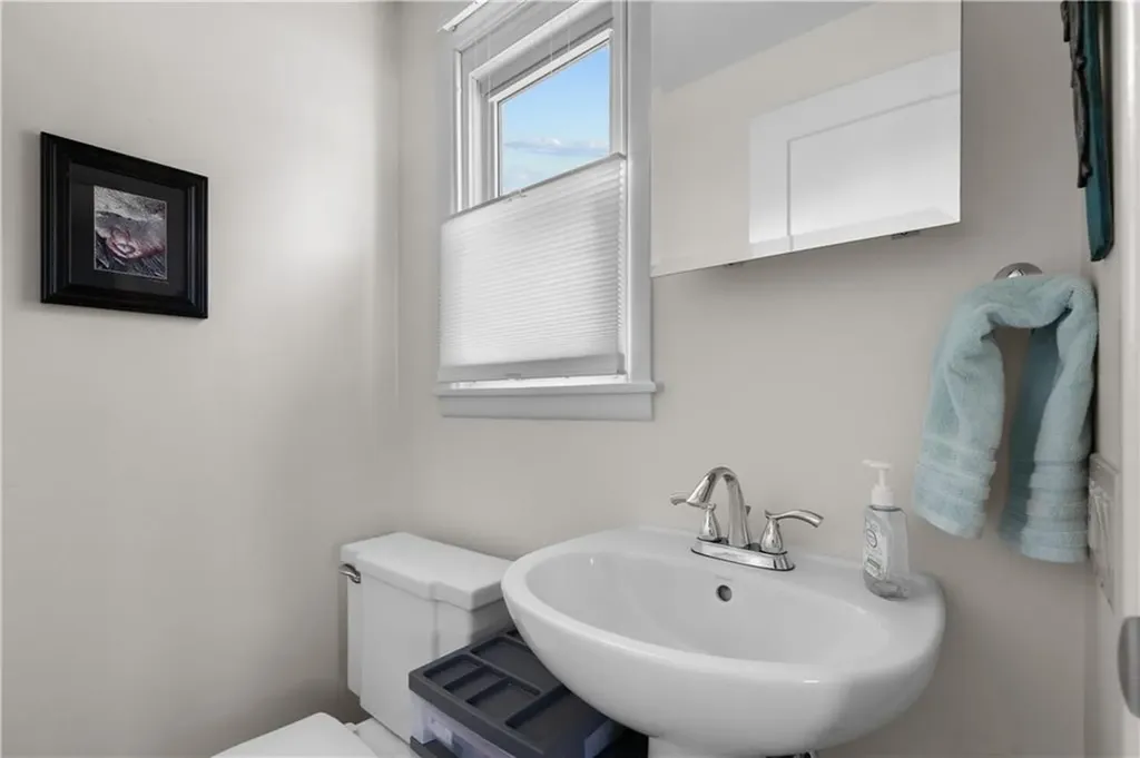 5 Cedarwood Drive East Providence RI 02915