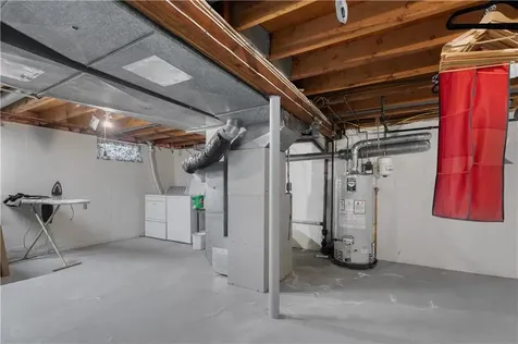 5 Cedarwood Drive East Providence RI 02915