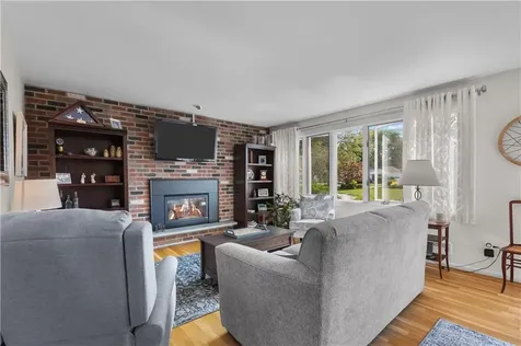 5 Cedarwood Drive East Providence RI 02915