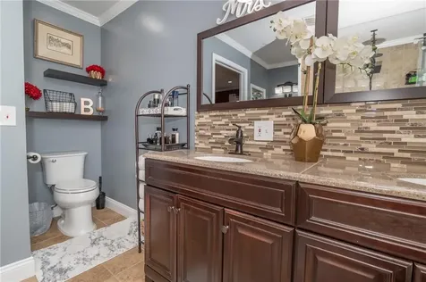 5 Columbia Avenue Lincoln RI 02865