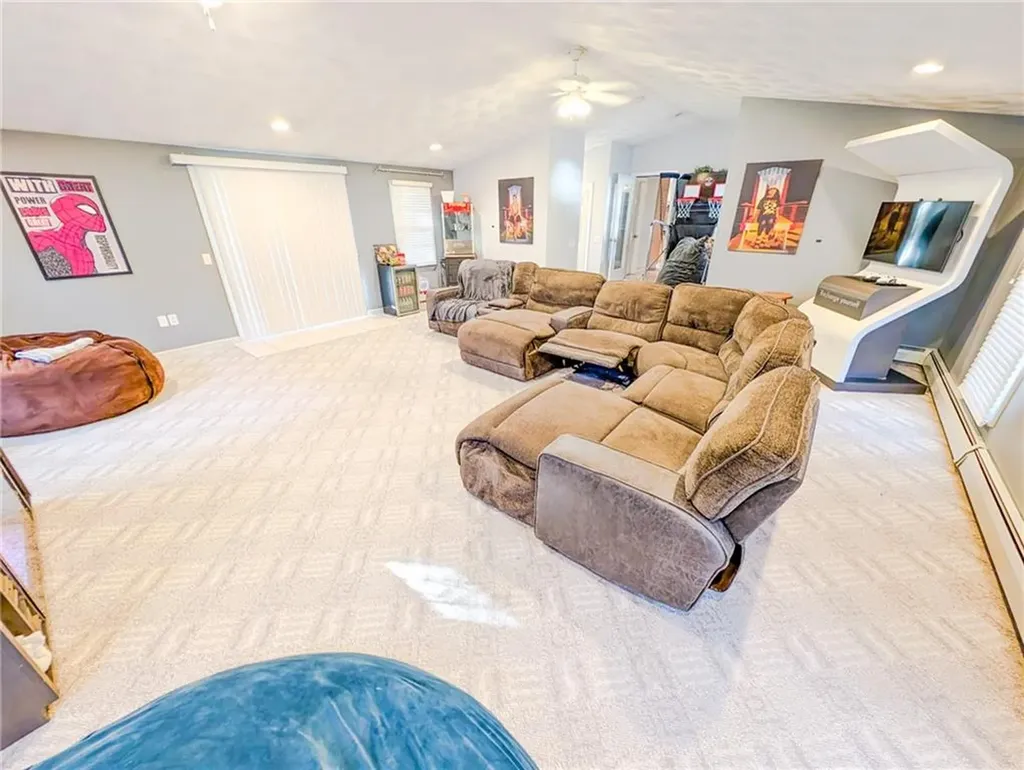 8 Labrea Way Coventry RI 02816
