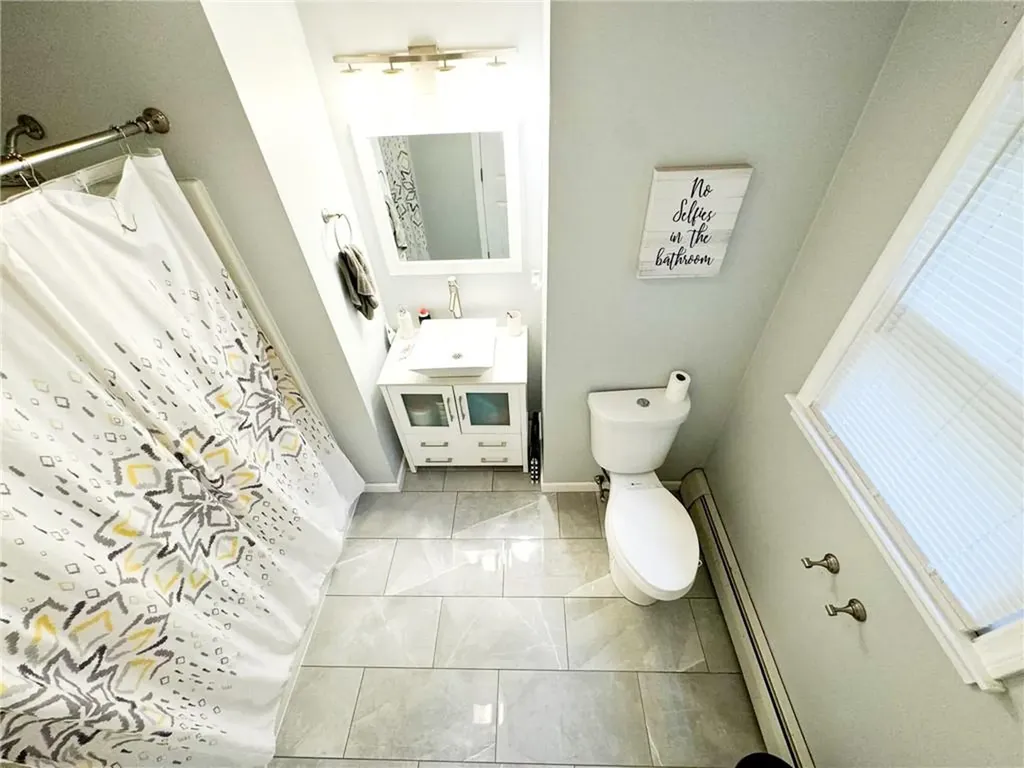 8 Labrea Way Coventry RI 02816
