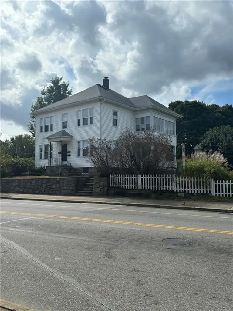 322 Power Road Pawtucket RI 02860