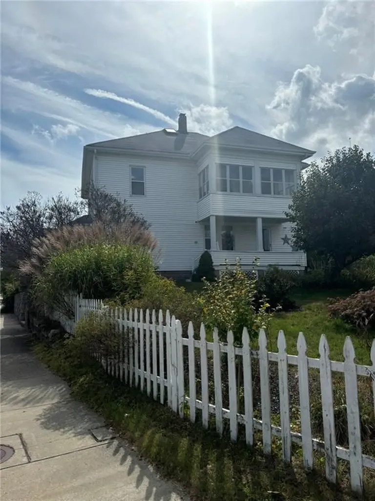 322 Power Road Pawtucket RI 02860