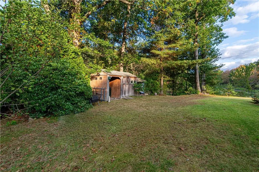 311 East Avenue Burrillville RI 02830