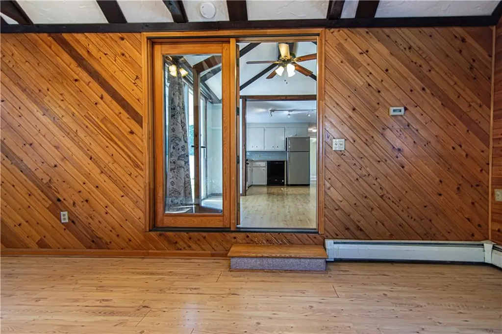 26 Lancaster Avenue Warwick RI 02886