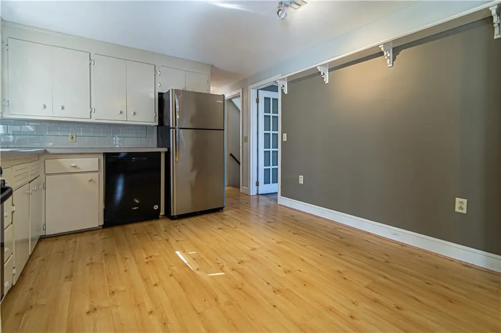 26 Lancaster Avenue Warwick RI 02886