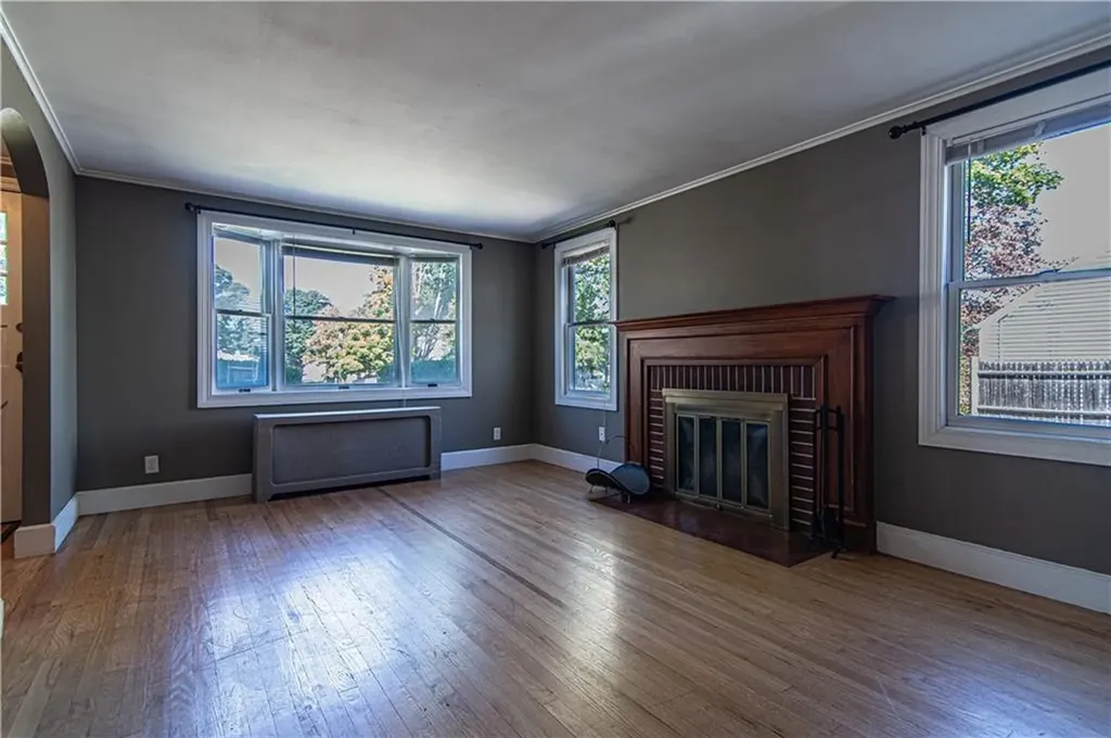 26 Lancaster Avenue Warwick RI 02886
