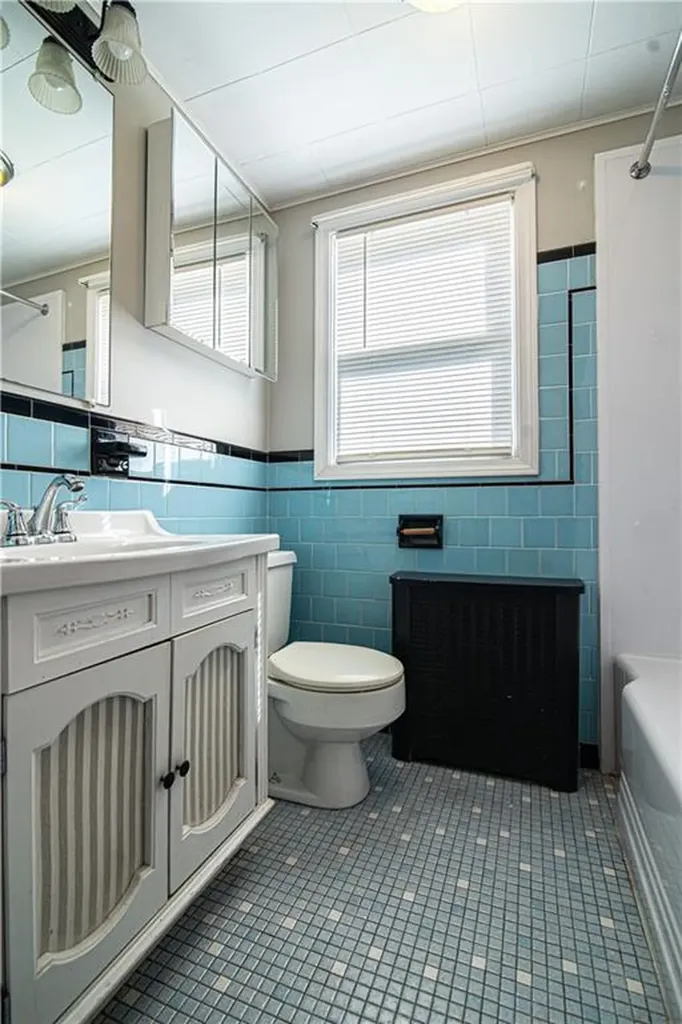 26 Lancaster Avenue Warwick RI 02886