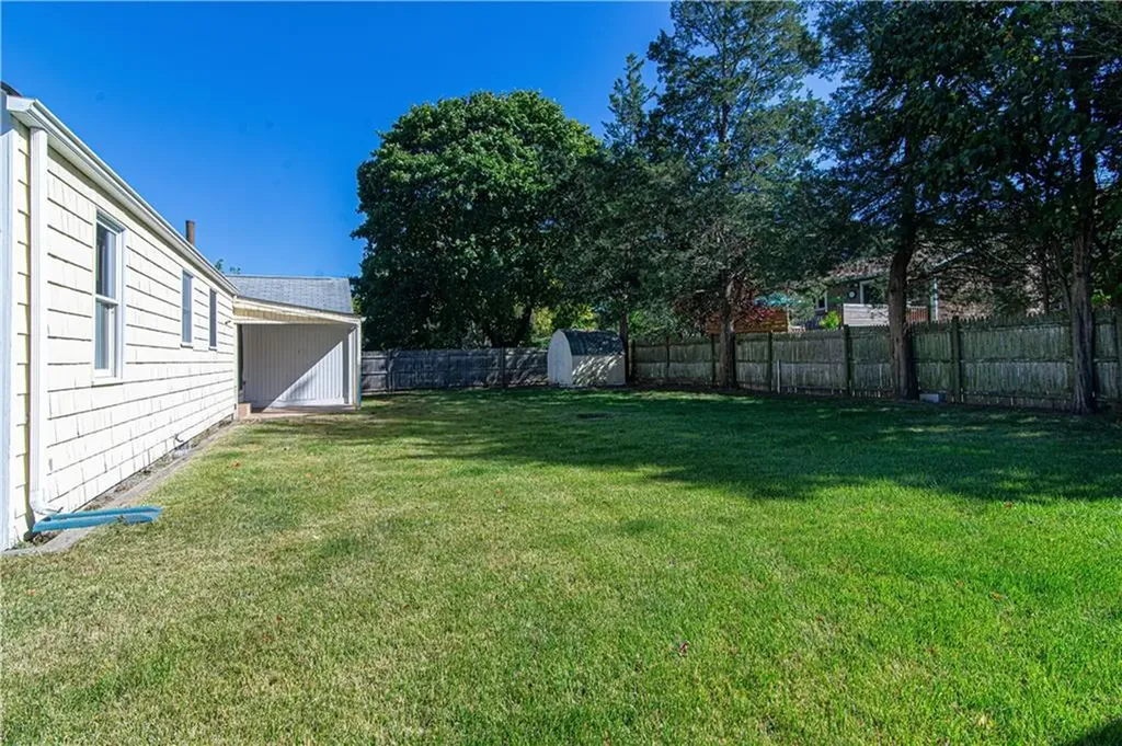 26 Lancaster Avenue Warwick RI 02886