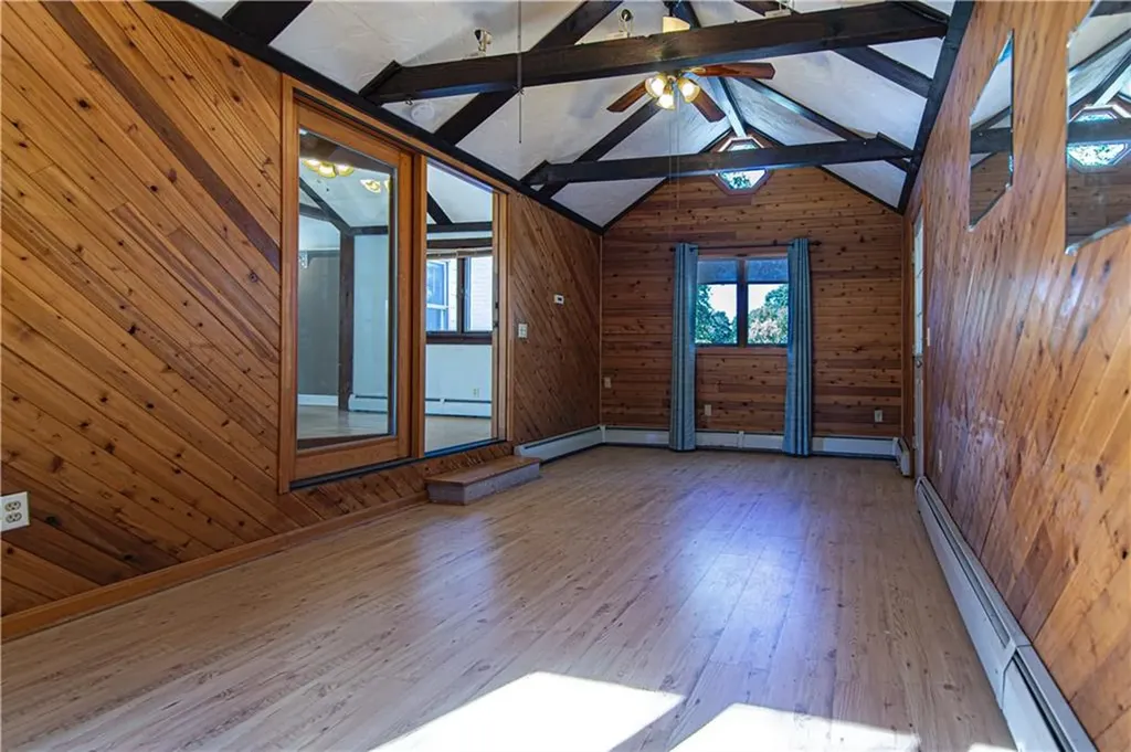 26 Lancaster Avenue Warwick RI 02886