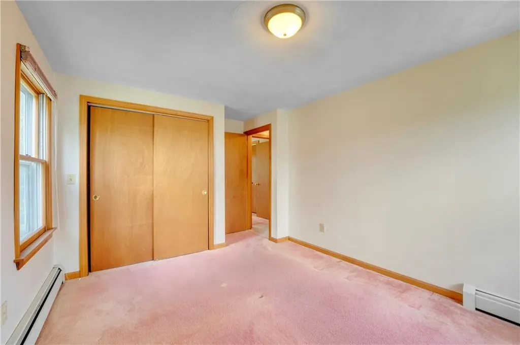 14 Glendale Avenue East Providence RI 02915