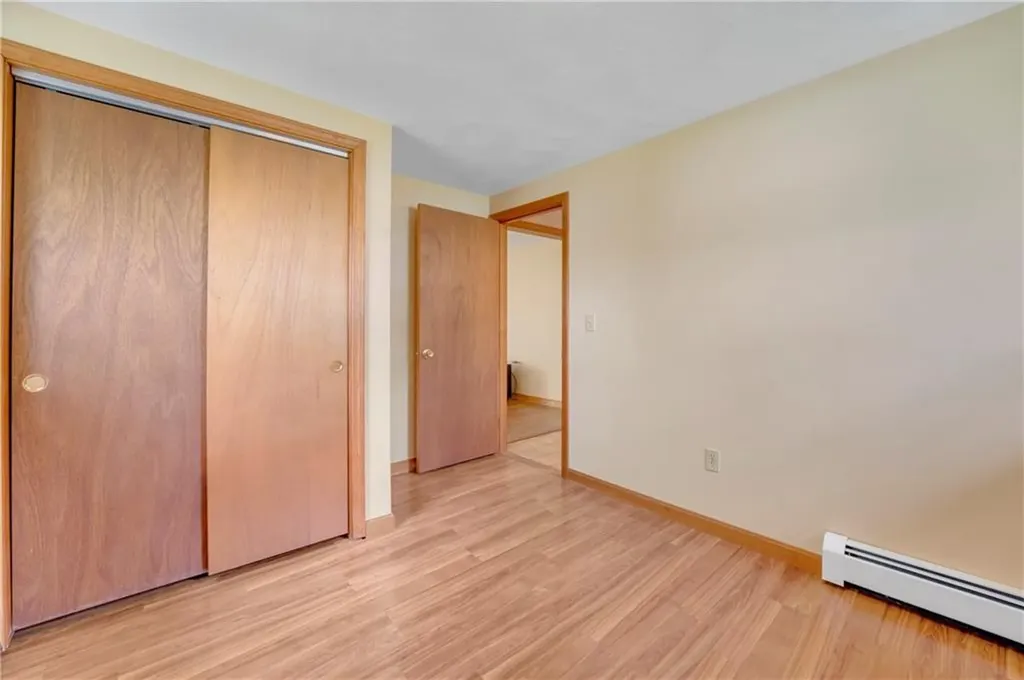 14 Glendale Avenue East Providence RI 02915