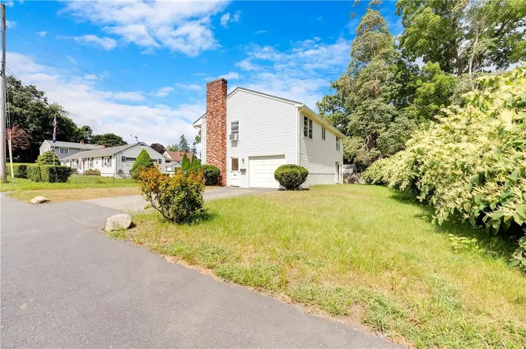 14 Glendale Avenue East Providence RI 02915