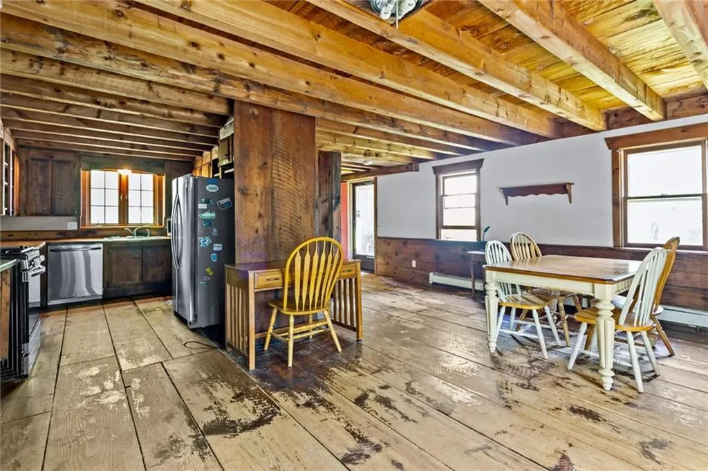 227 Glen Rock Road Exeter RI 02822