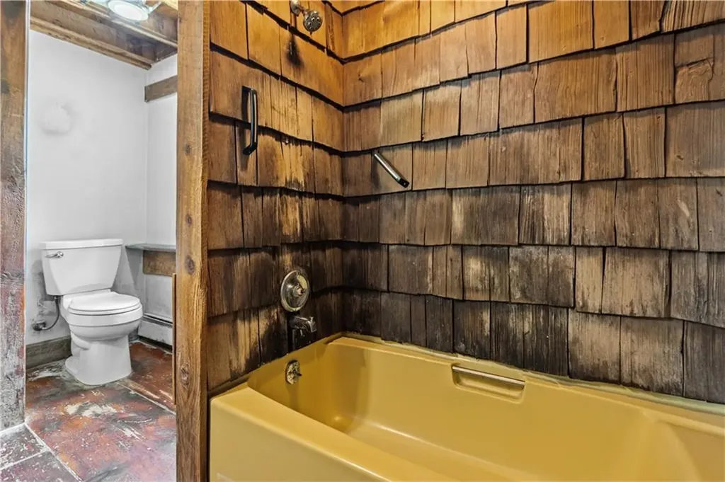 227 Glen Rock Road Exeter RI 02822