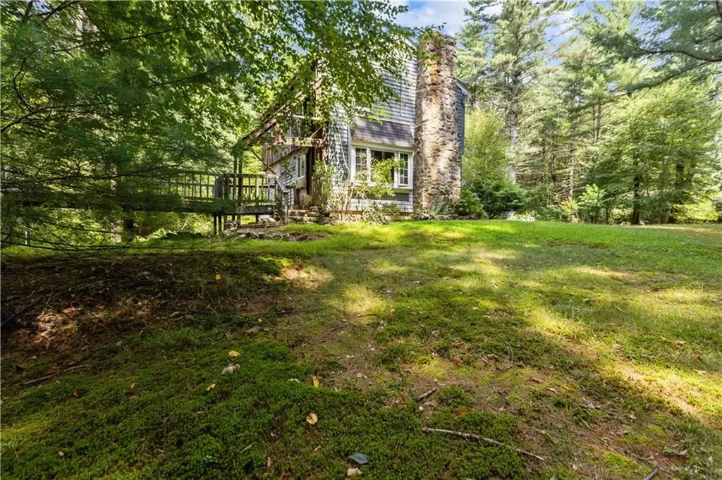 227 Glen Rock Road Exeter RI 02822