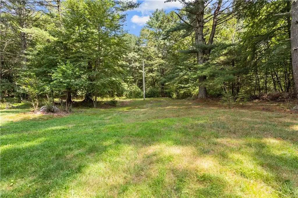 227 Glen Rock Road Exeter RI 02822