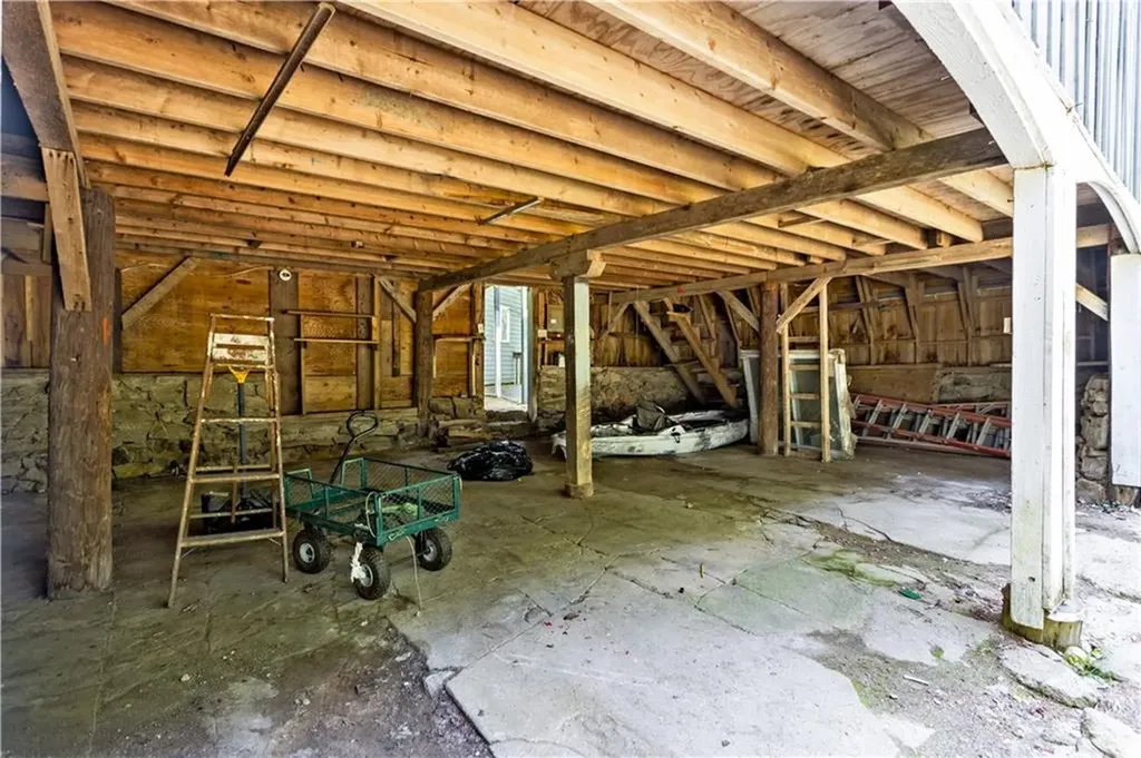 227 Glen Rock Road Exeter RI 02822