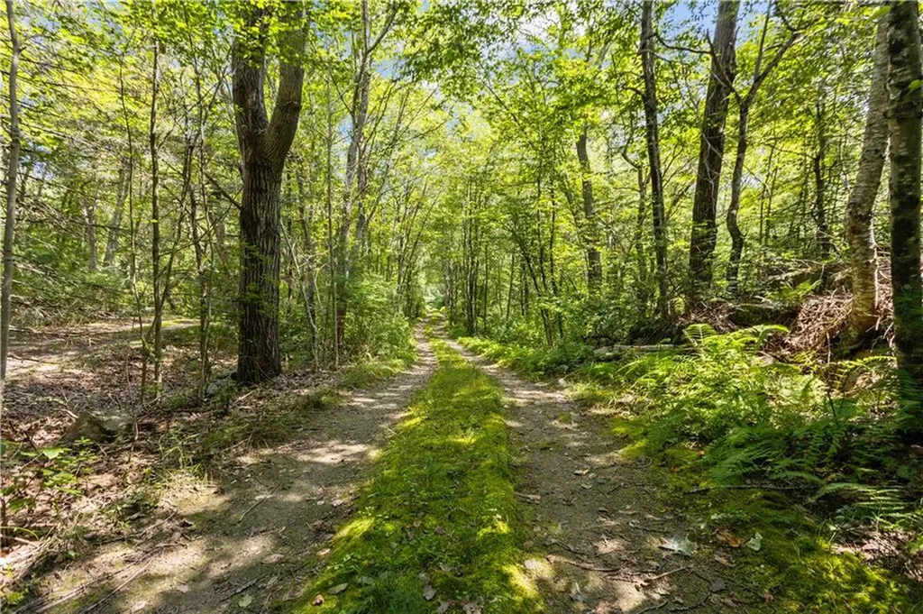 227 Glen Rock Road Exeter RI 02822