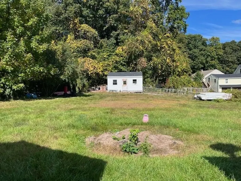 765 Fairmount Street Woonsocket RI 02895