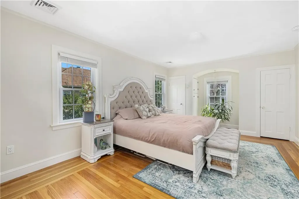 603 Hope Street Providence RI 02906