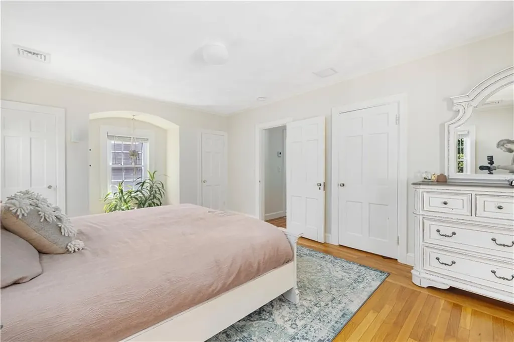 603 Hope Street Providence RI 02906