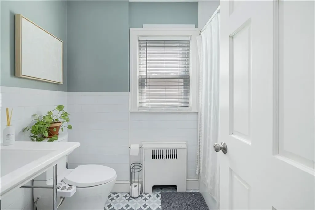 603 Hope Street Providence RI 02906