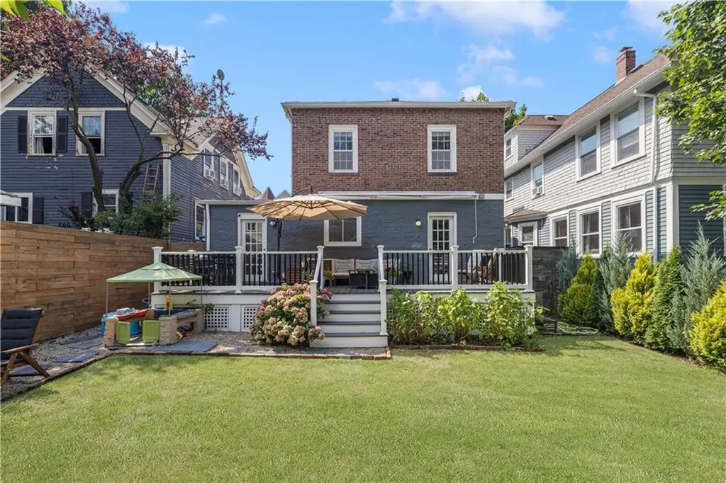 603 Hope Street Providence RI 02906