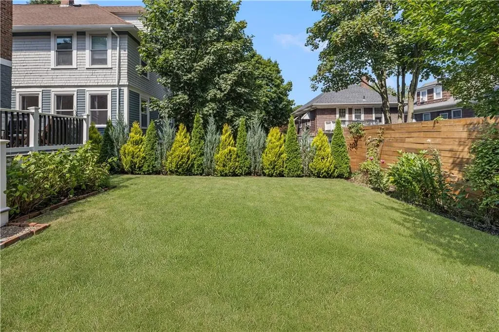 603 Hope Street Providence RI 02906