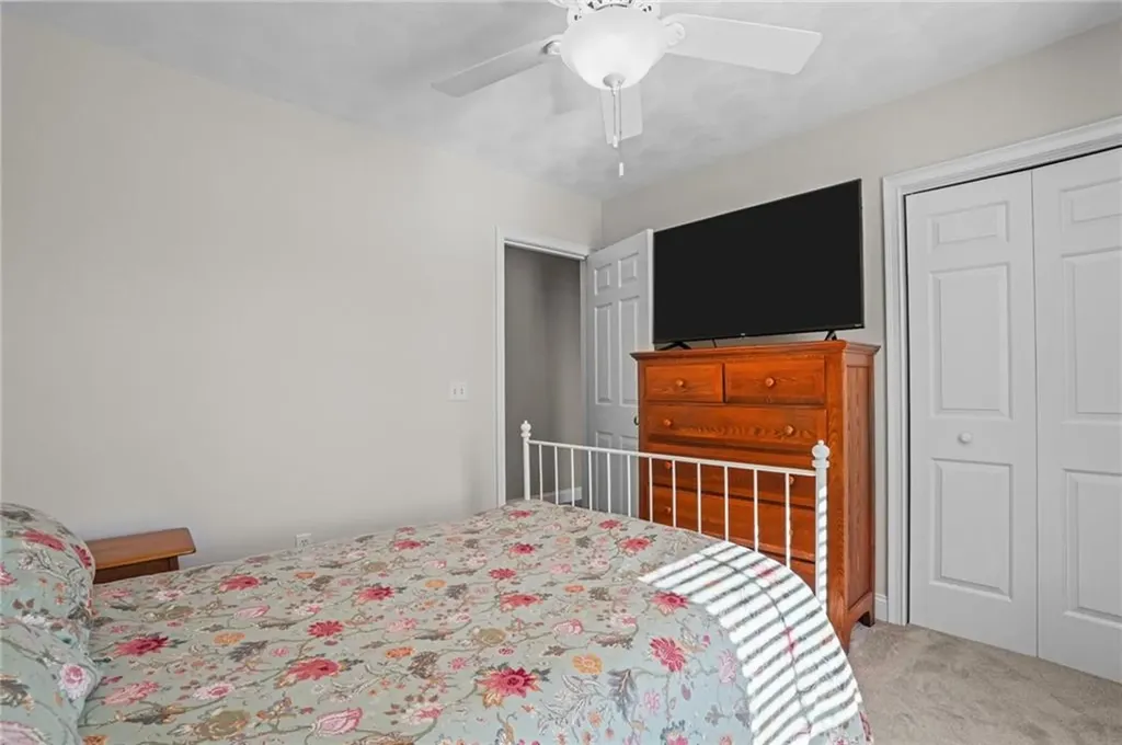 1 Clemence Lane Johnston RI 02919