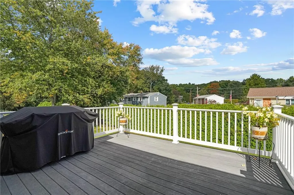 1 Clemence Lane Johnston RI 02919