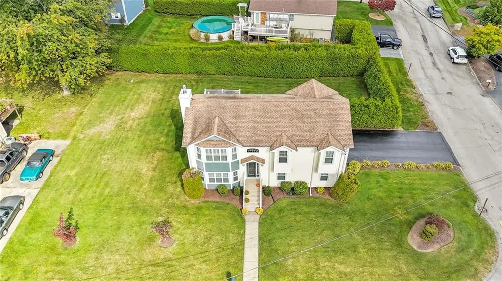 1 Clemence Lane Johnston RI 02919
