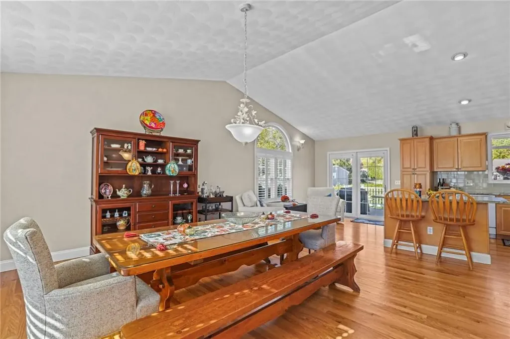 1 Clemence Lane Johnston RI 02919