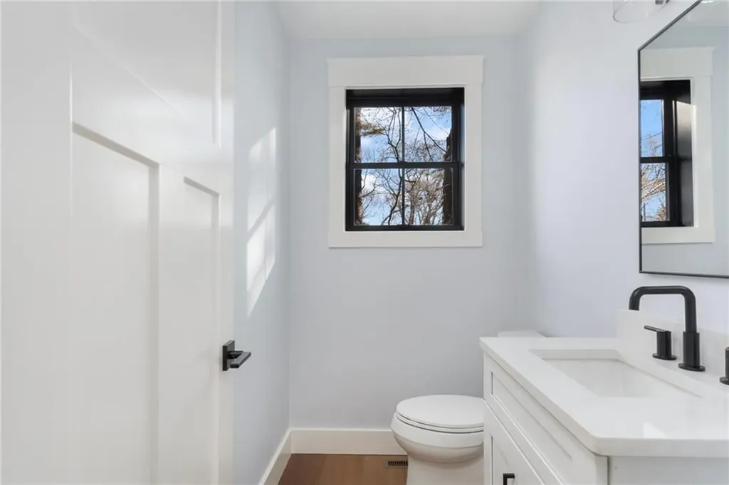 71 Johnson Avenue North Kingstown RI 02852