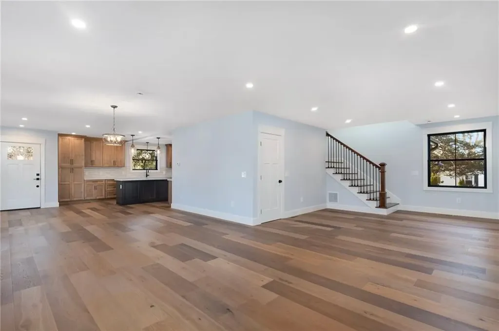 71 Johnson Avenue North Kingstown RI 02852
