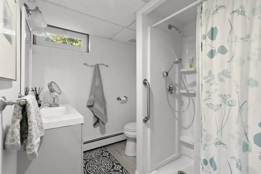188 Water Street Portsmouth RI 02871