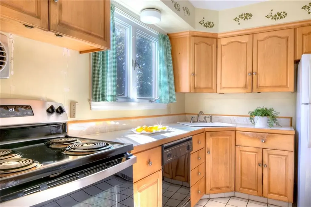 15 Continental Drive Middletown RI 02842