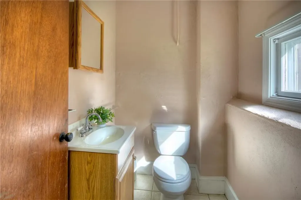 15 Continental Drive Middletown RI 02842