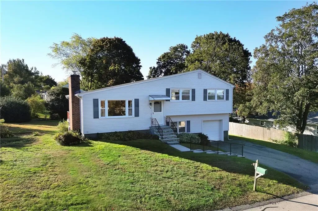 15 Continental Drive Middletown RI 02842