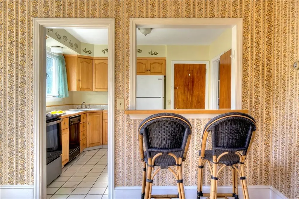 15 Continental Drive Middletown RI 02842