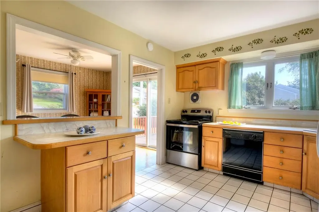 15 Continental Drive Middletown RI 02842