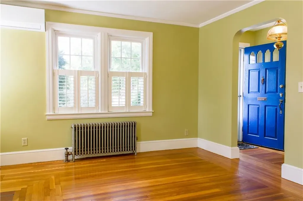 353 Sharon Street Providence RI 02908