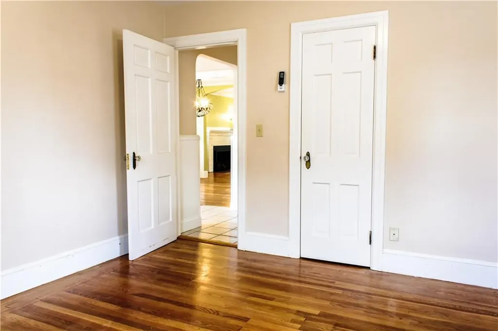 353 Sharon Street Providence RI 02908