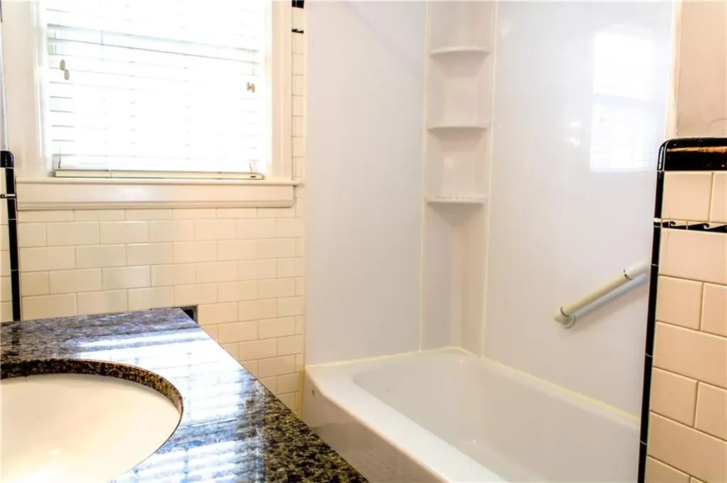 353 Sharon Street Providence RI 02908