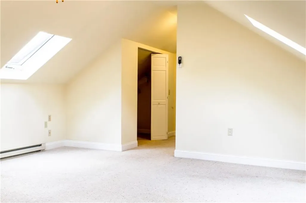 353 Sharon Street Providence RI 02908