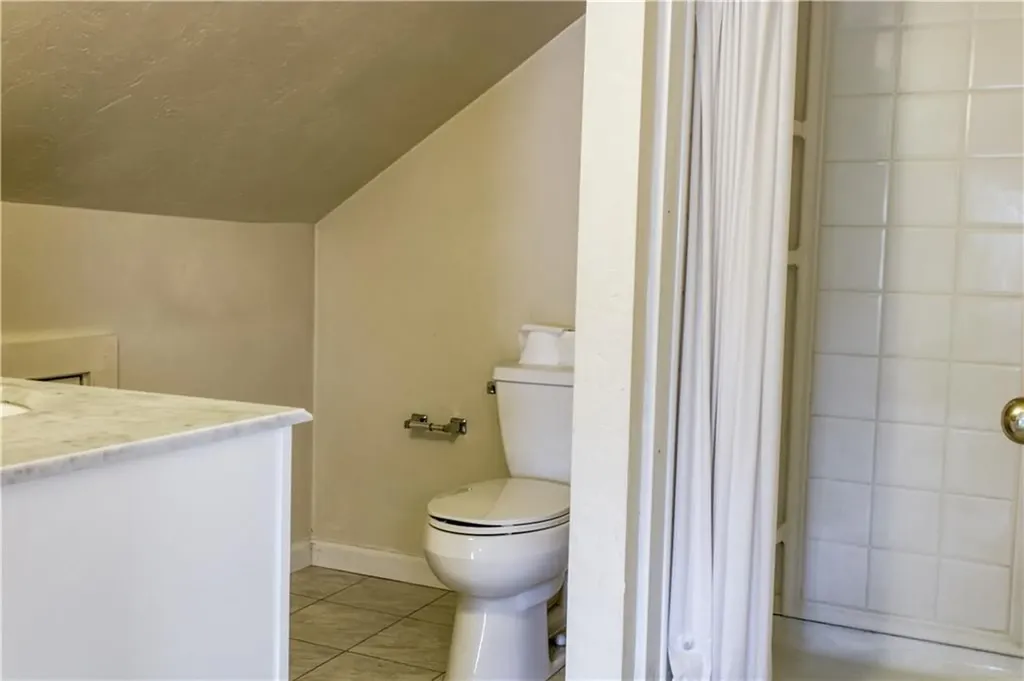 353 Sharon Street Providence RI 02908