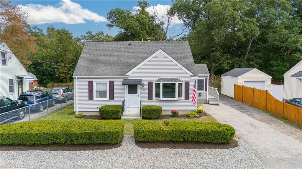 14 Adams Street Smithfield RI 02917