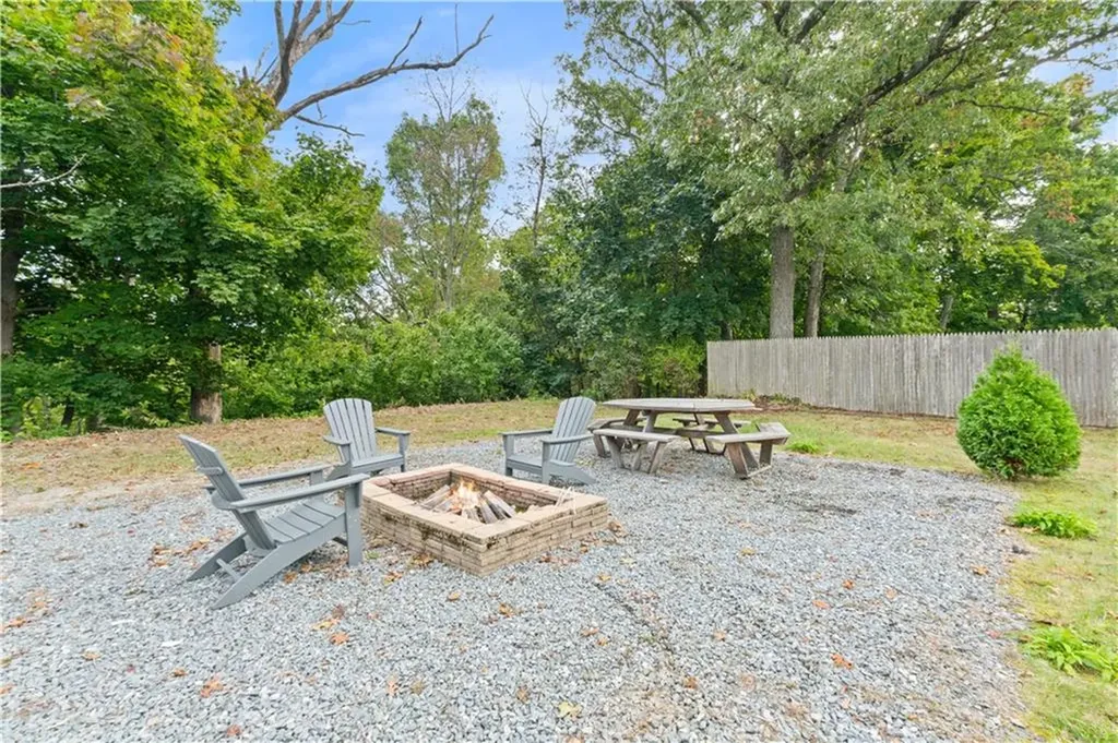 14 Adams Street Smithfield RI 02917