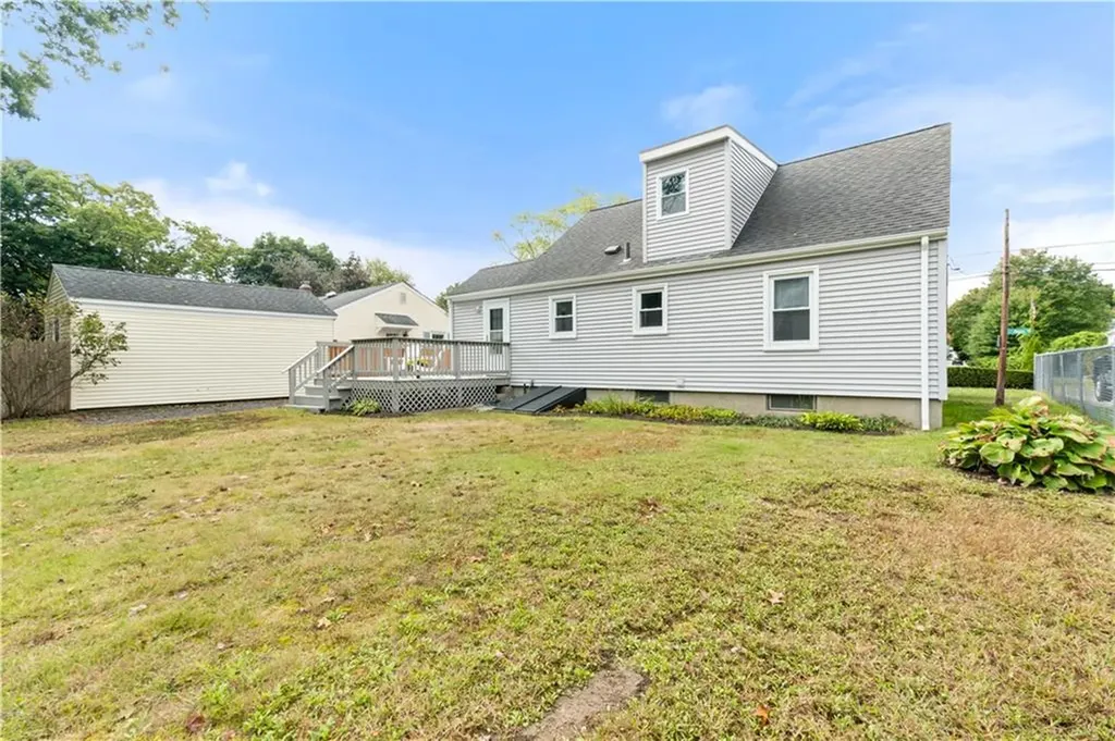 14 Adams Street Smithfield RI 02917